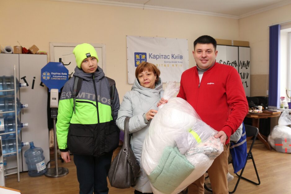 543 теплих комплекти отримали родини внутрішніх переселенців