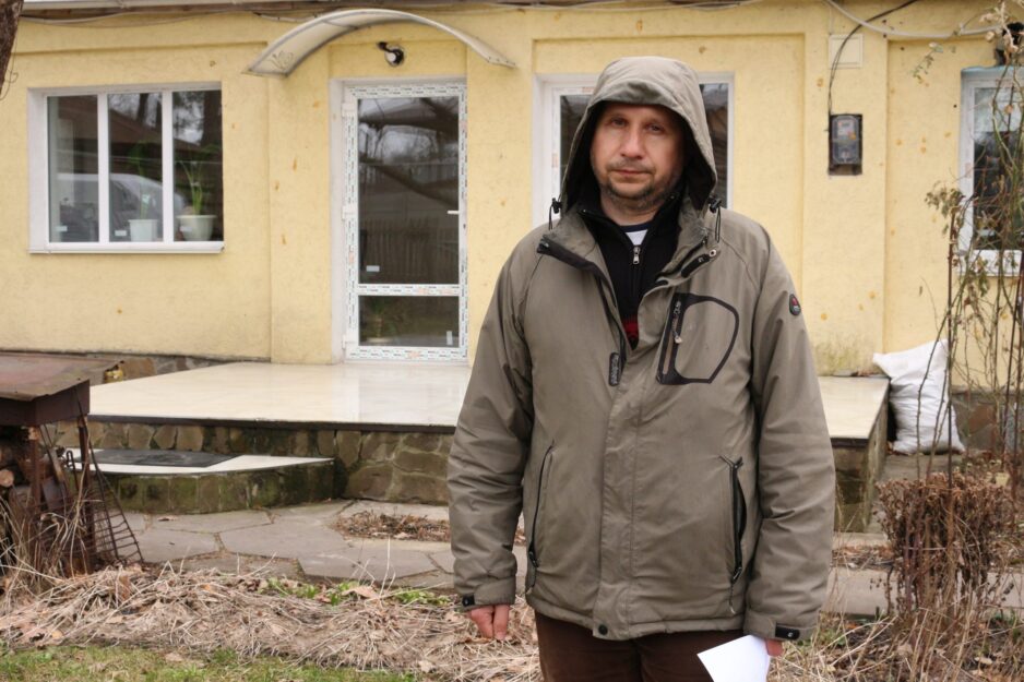 «Ми дуже вдячні фонду та донорам за заміну вікон і дверей у нашому будинку. Роботу хлопці виконали якісно. Тепер у домівці тепло. Щиро дякую!»,- Олександр Рудий, житель Ірпеня