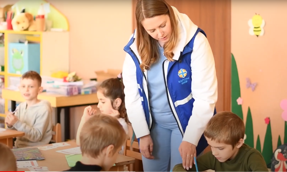 Заняття у Дитячому центрі Бо “БФ “Карітас-Київ”